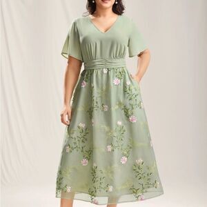 BloomChic Formal Floral Green Dress Size 2X